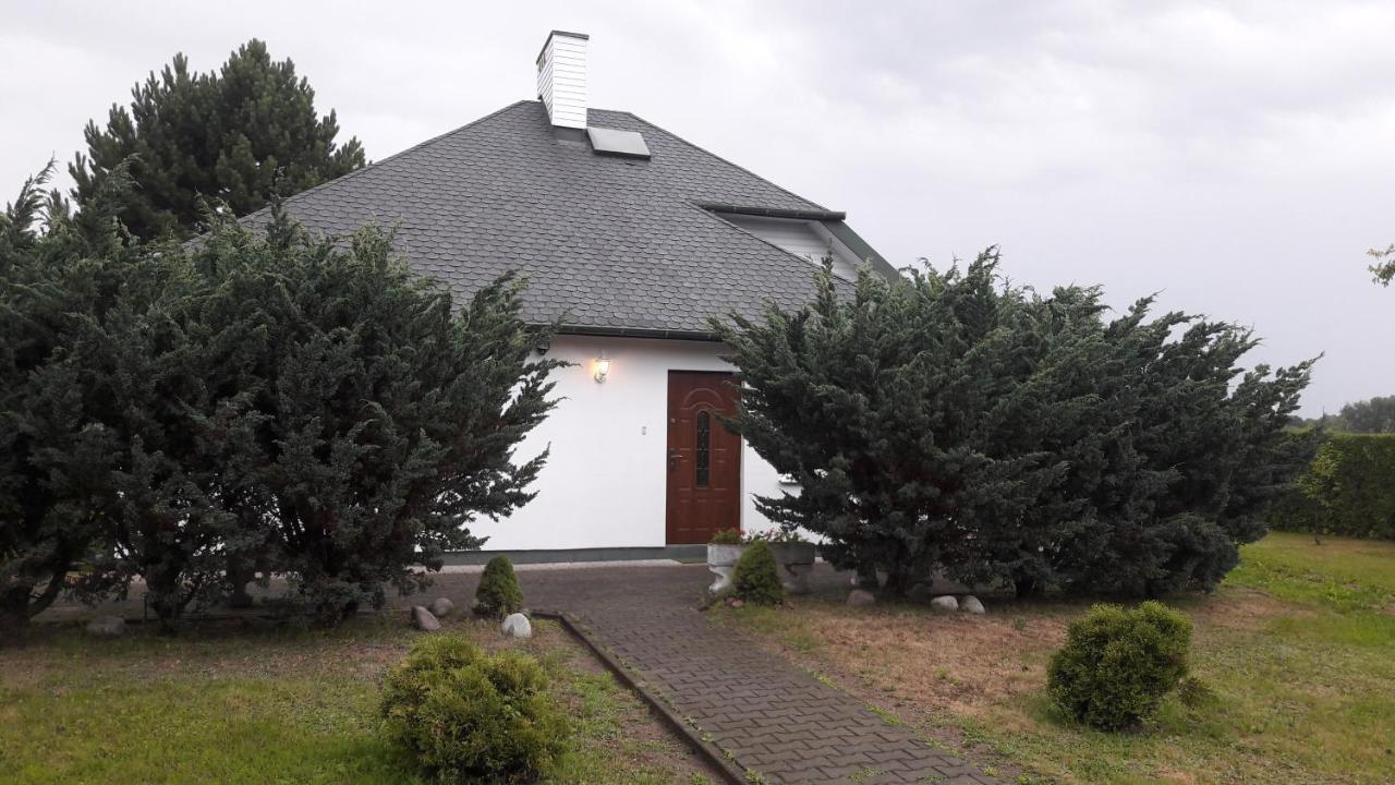 Dom Na Wynajem Na Doby Kolo Zamoscia Villa Exterior foto